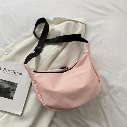 Spring And Summer Feeling Bag New Trendy Fashion Messenger Bag Simple Armpit Women's Bag Ins Girl Casual Bag